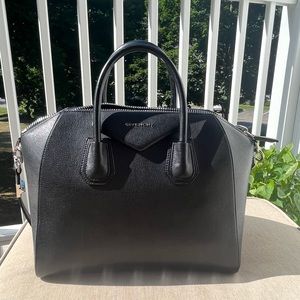 Givenchy Medium Antigona Bag